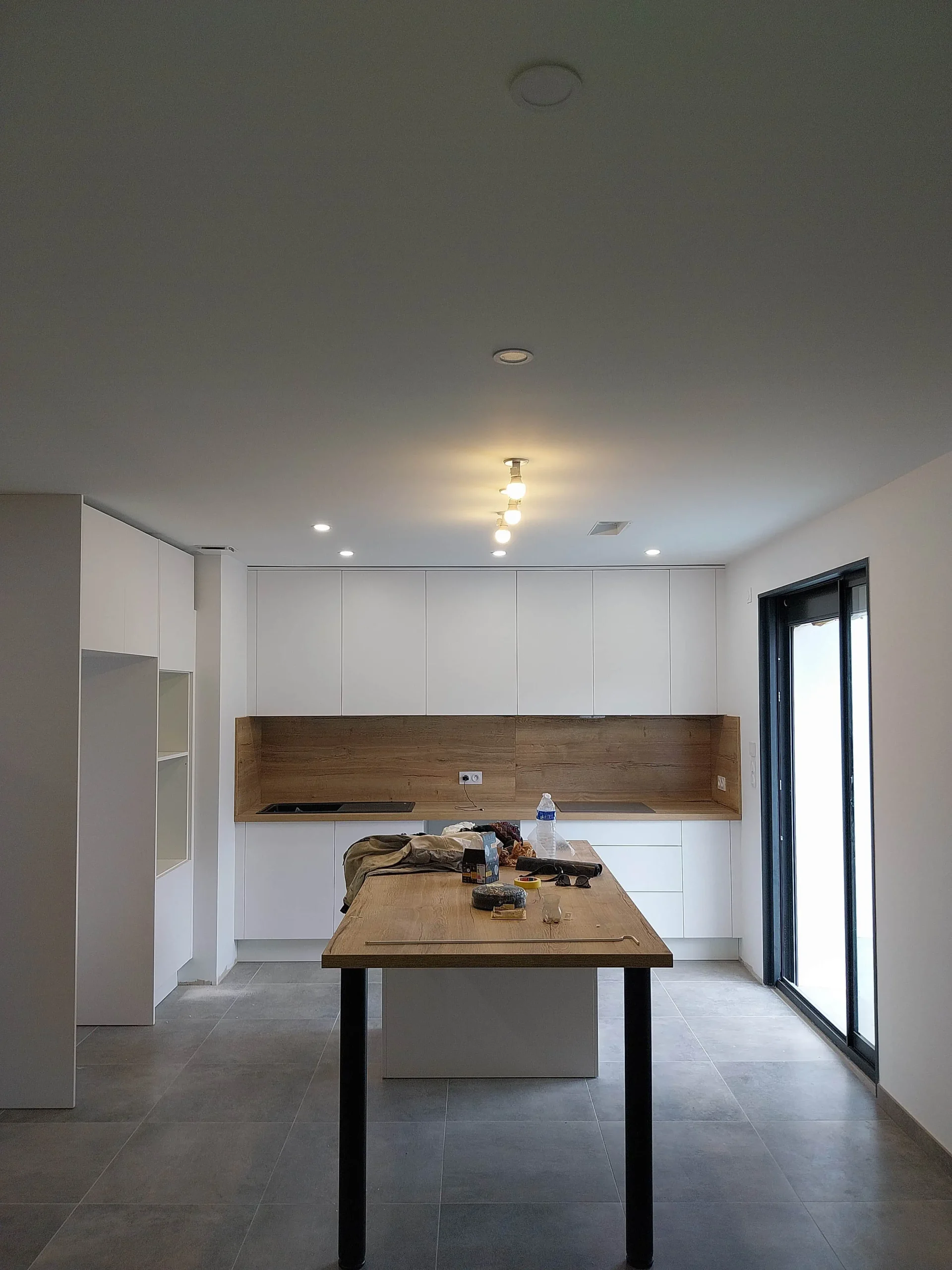 Electricien, climatisations, Lespignan, Arnaud Poveda